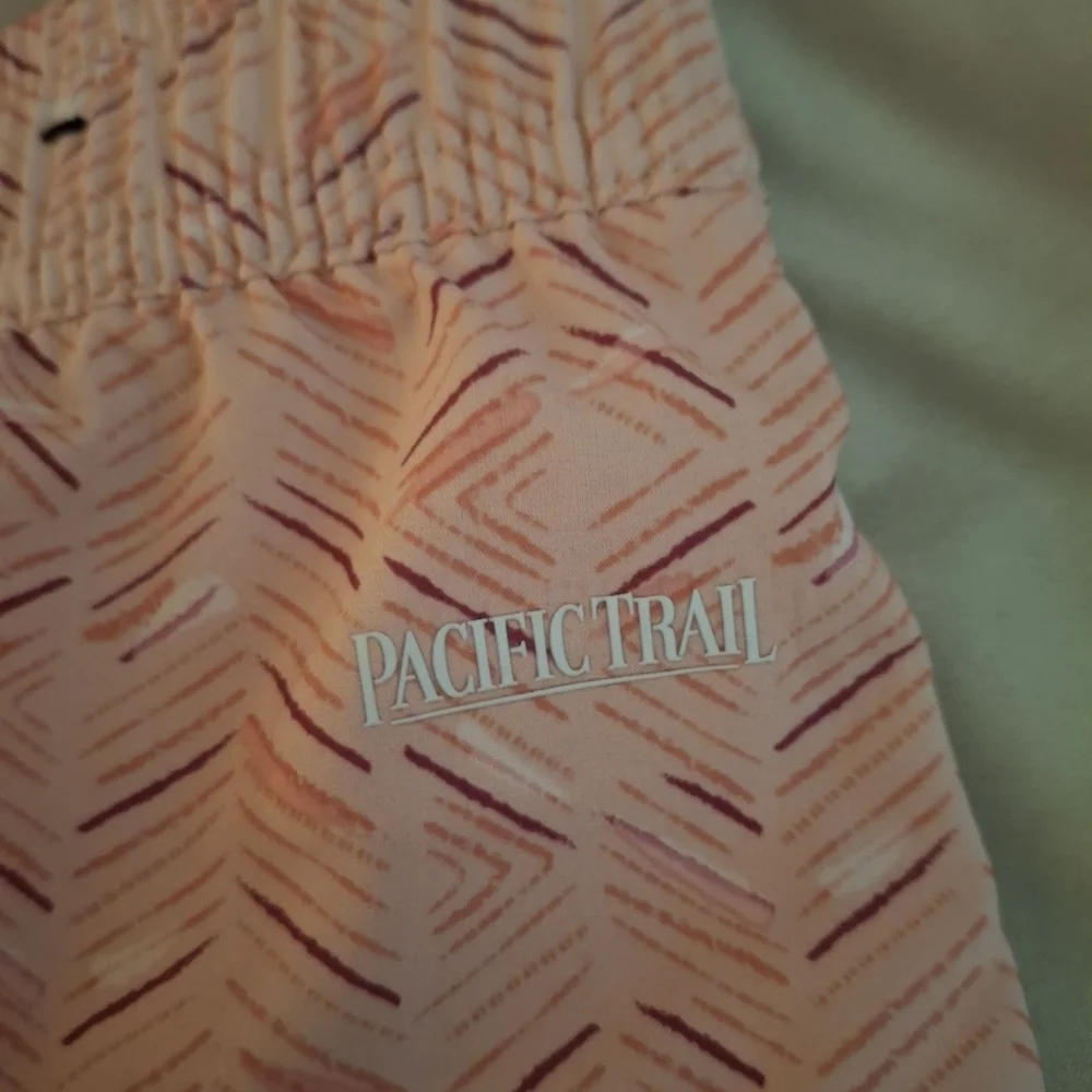Pacific Trail Women's Peach And Pink Chevron Mini Skort